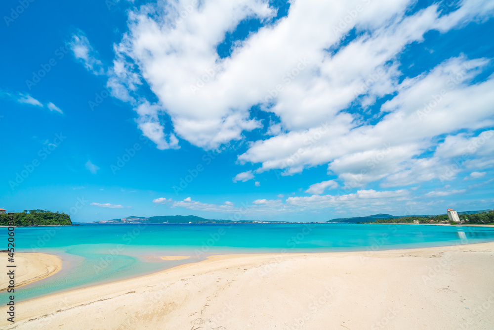 沖縄の海