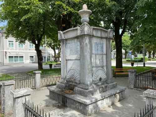 Wallpaper Mural Cesarovac Spring - Monument to the construction of the first water supply system in Ogulin, Croatia (Vrelo Cesarovac - Spomenik izgradnji prvog vodovoda u Ogulinu, Hrvatska) Torontodigital.ca