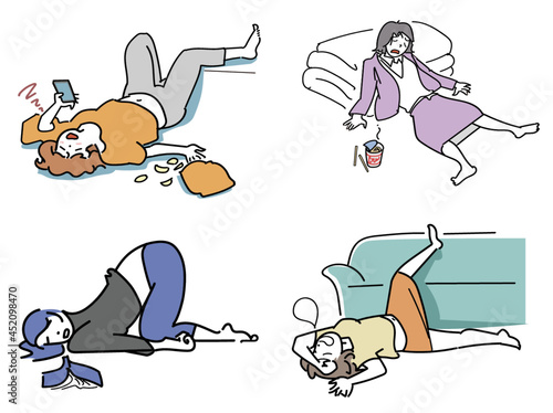 気力が尽きてだらける女性4人セット