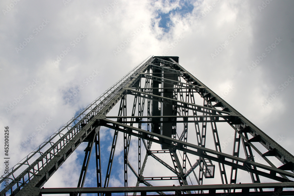 Steel lift bridge over the Gouwe in Boskoop in South Holland Steel lift bridge over the Gouwe in Boskoop in South Holland