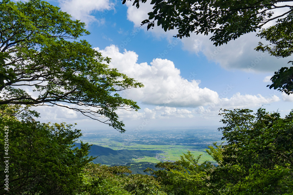 Obraz premium 山頂連絡路から見える関東平野【筑波山】／日本茨城県