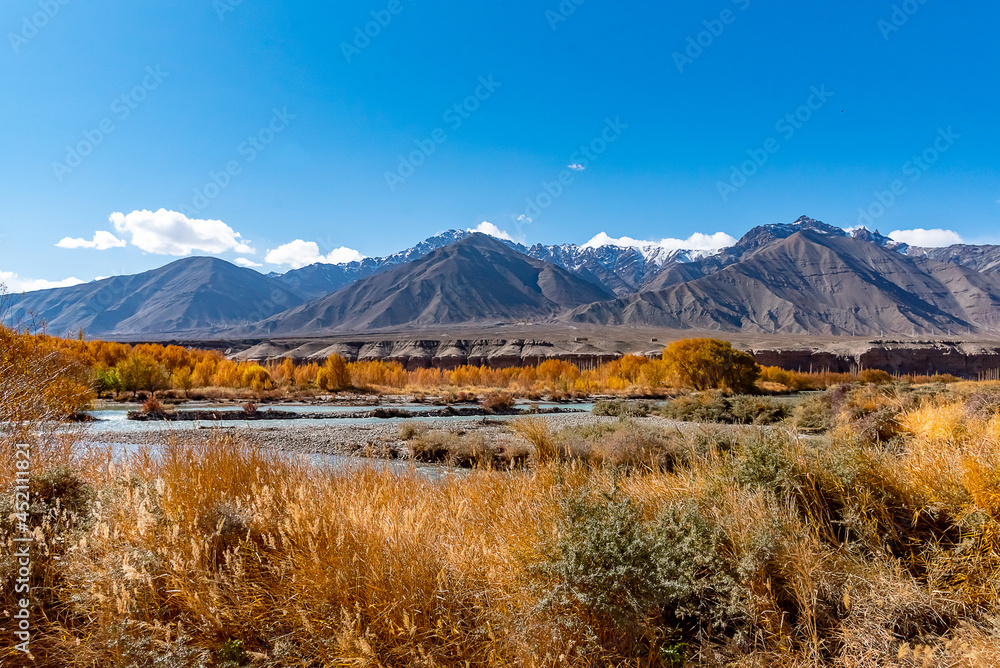 Leh city is a town in the Leh district of the Indian state of Jammu and Kashmir. It was the capital of the Himalayan kingdom of Ladakh.
Leh city is a town in the Leh district of the Indian state of Jammu and Kashmir. It was the capital of the Himalayan kingdom of Ladakh.