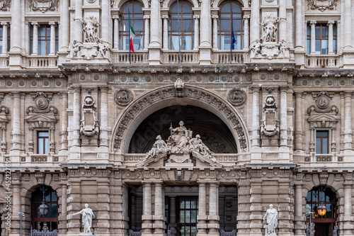 detail of facade of court building in Rome with lady Justice as sculpture, Rome, © travelview