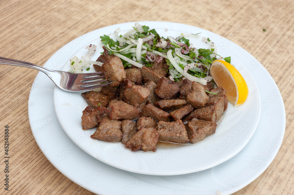 Albanian liver food, cayenne liver, liver, lung, kidney food, liver fries, Arnavut ciğeri, Turkish traditional fried liver.