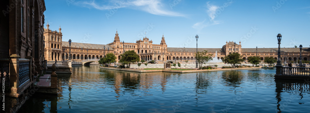 Travel in Sevilla: Plaza de España