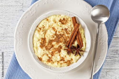sweet rice pudding with cinnamon and anise star