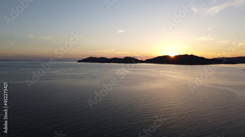 日本の海と瀬戸内海の夕陽！自然豊かな地球のヒカリの中SUP