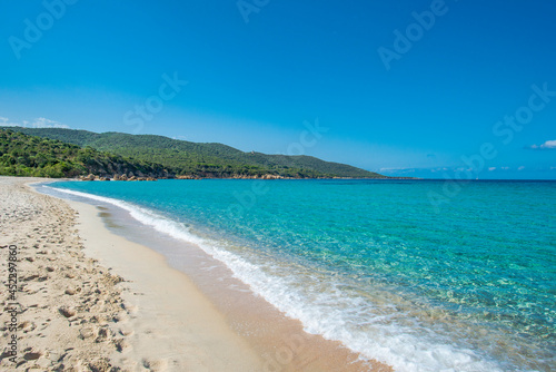 Obraz na płótnie Traumstrand - Türkieses Wasser - Plage de Cupabia auf Korsika w salonie