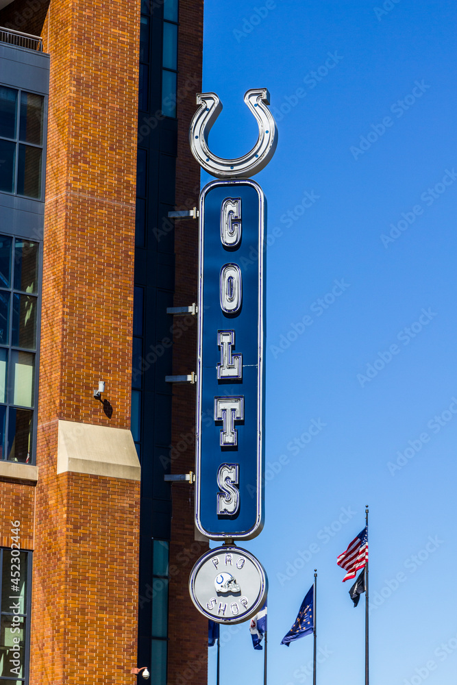 Colts Pro Shop - Lucas Oil Stadium