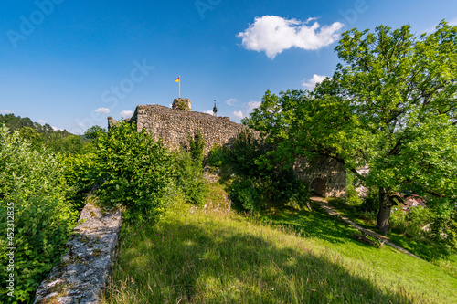 Exciting cave hike around Veringenstadt