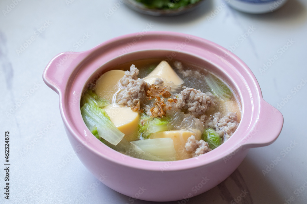 Clear Soup with Tofu and Minced Pork with Noodles Clear Soup with Tofu and Minced Pork with Noodles