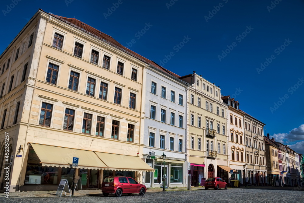 löbau, deutschland - sanierte häuser in der altstadt