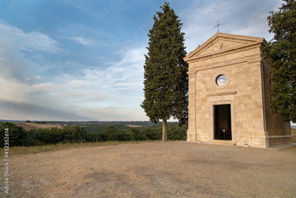 Chapel of the Madonna di Vitaleta, San Quirico d Orcia, Tuscany, Italy.