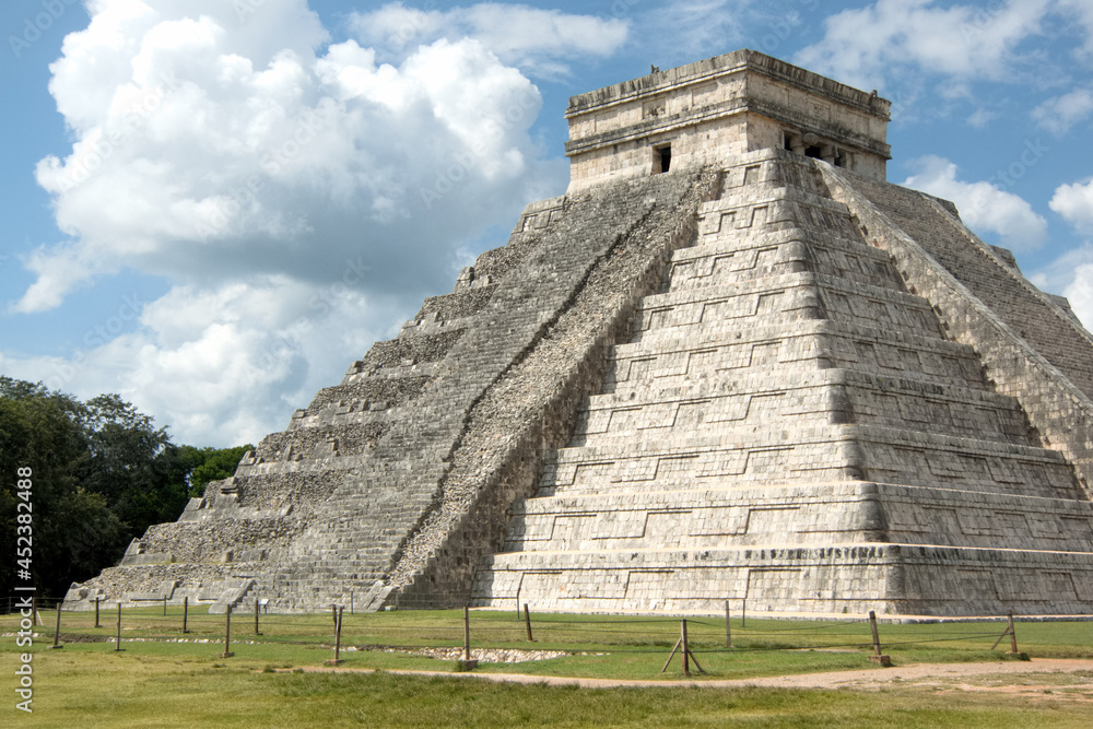 Chichen Itza pyramid, Mexico