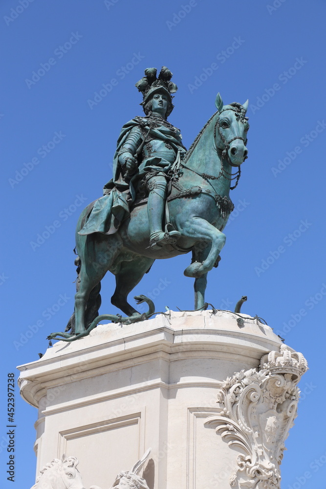 Statue équestre de Joseph Ier sur la place du Commerce à Lisbonne, Portugal