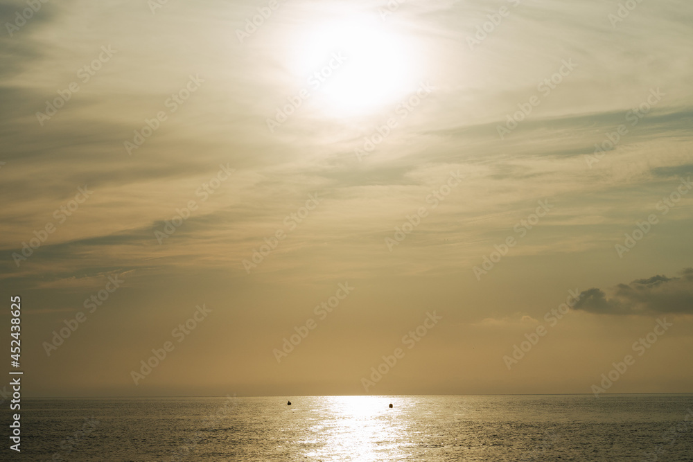 Obraz premium Sunrise sea
