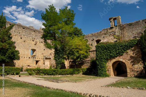 Jardines del Castillo de Pedraza photo