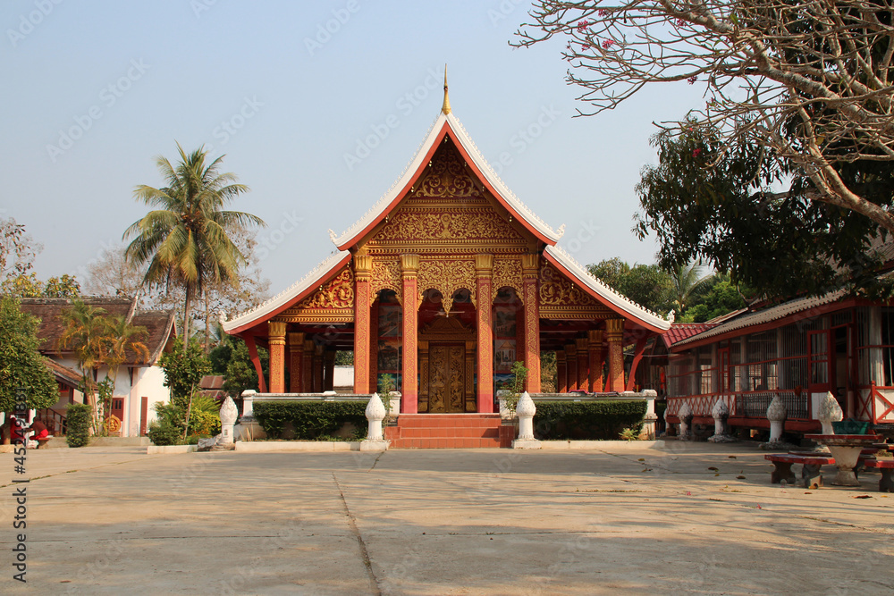 buddhist temple (Wat Boupha Viphasana Ram)  in luang prabang (laos)