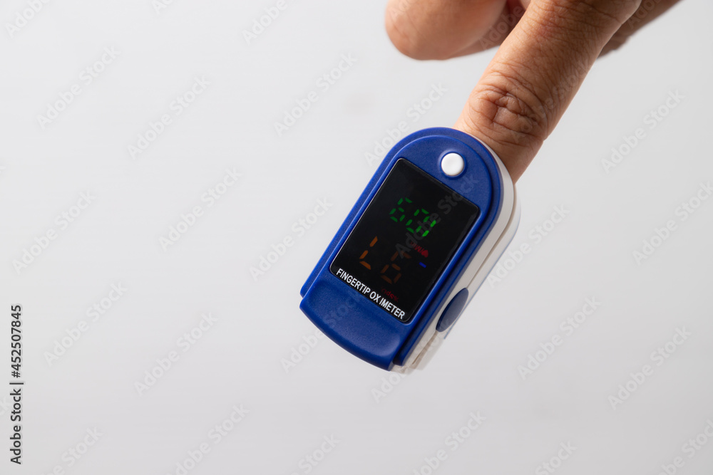 Pulse oximeter used to measure pulse rate and oxygen levels of