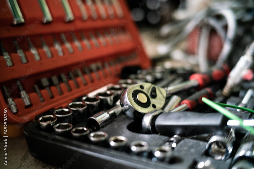 Dirty mechanical screew hardware tool Dirty mechanical screew hardware tool