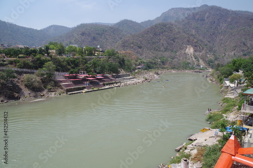 インド リシケシュのガンジス川
