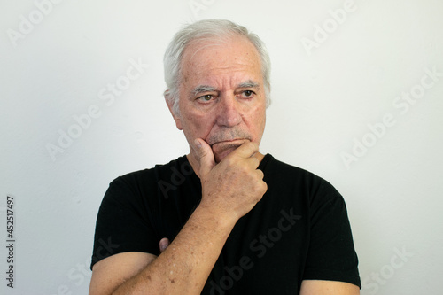 фотографія dementia memory loss old male man senior depression upset remember forget