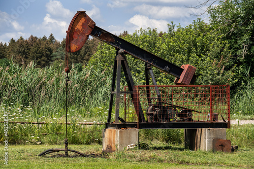 old oil pump Bothwell Ontario photo