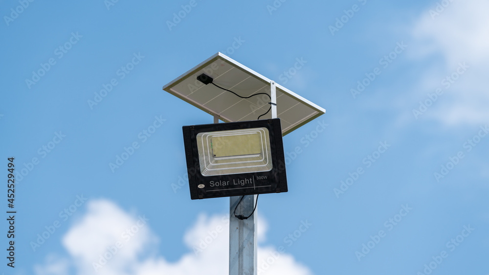 Solar Powered Lights Solar Powered Lights