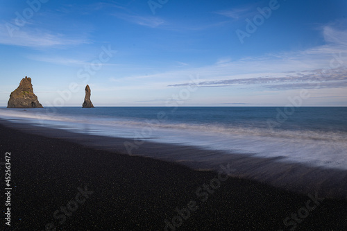 Foto Two trolls in Iceland