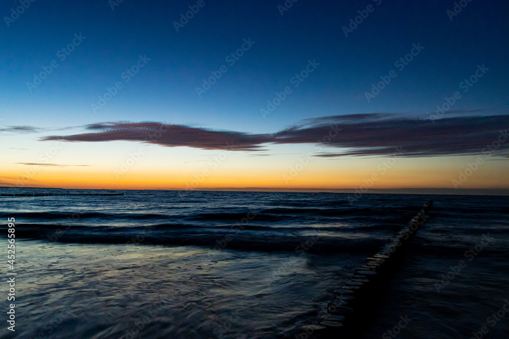 Fototapeta premium Sonnenuntergang an der Ostsee