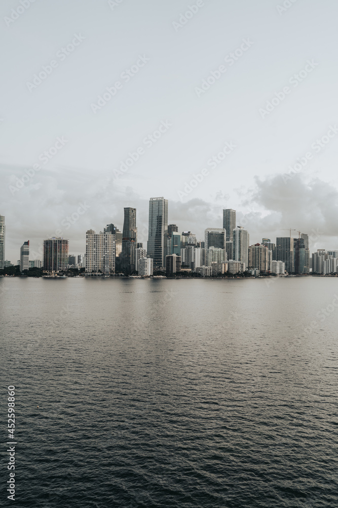 Fototapeta premium skyline Miami Florida usa America travel buildings landscape 