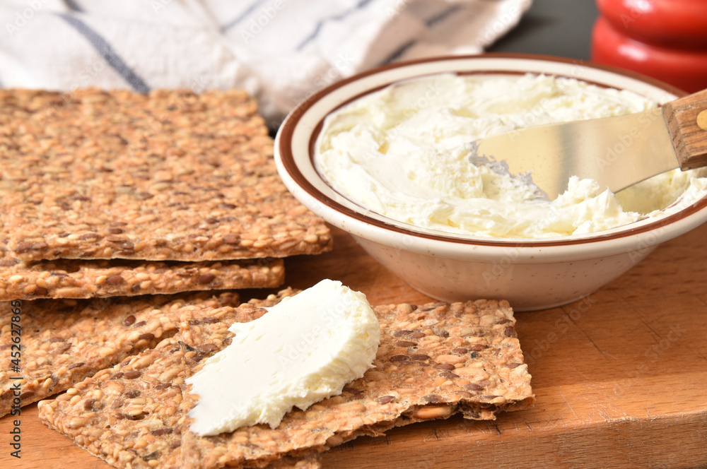 Gluten free crackers and cream cheese