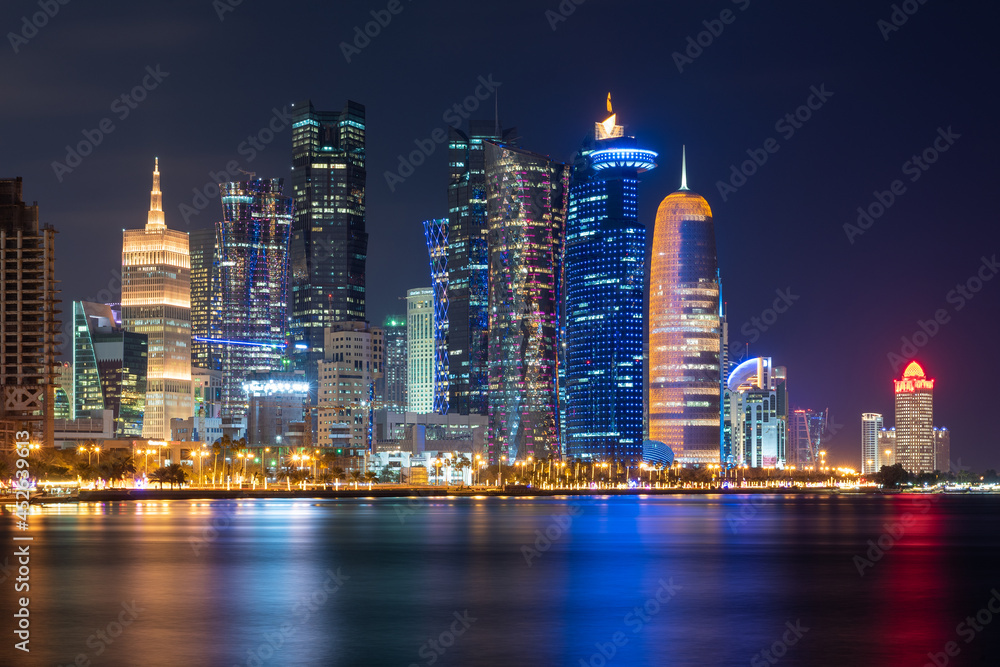 Fototapeta premium Doha city at night, Qatar, Middle East