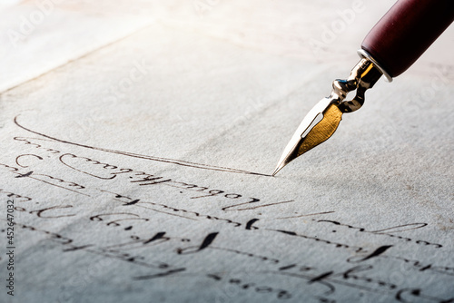 Wall Mural Fountain pen on an antique handwritten letter