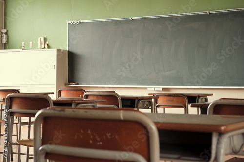 Photos 学校の教室　学級閉鎖　休校