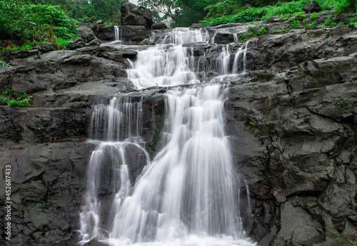 Fototapeta Naklejka Na Ścianę i Meble -  Waterfall