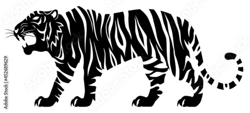 トラ　虎　寅　シルエット　白背景