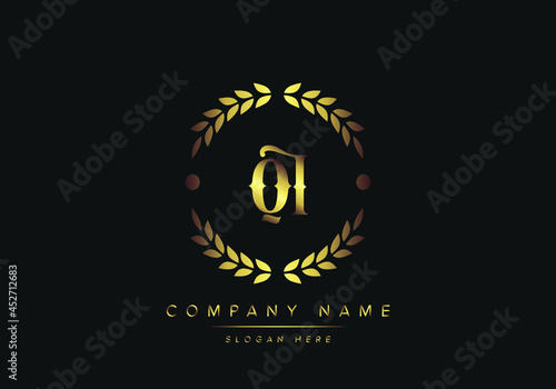 letters QI monogram logo, gold color, luxury style, Vector Illustration