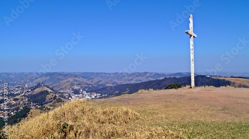 Vista da cidade de Águas de Lindóia desde o Morro Pelado - agosto 2021 - Águas de Líndóia / Brazil