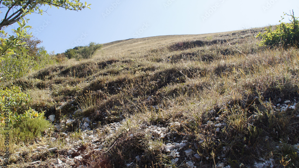 Sentiero sul Monte Catria nelle Marche