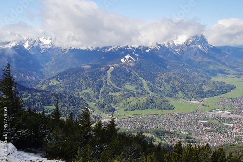 The view of Zugspitze mountain from Wank pick, Germany, Bavaria © nastyakamysheva