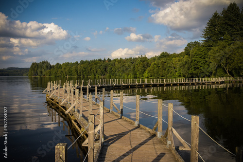pontoon on the lake of settons in morvan