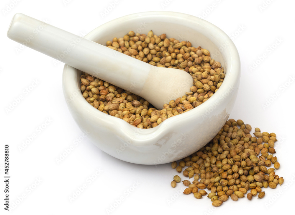 Whole coriander