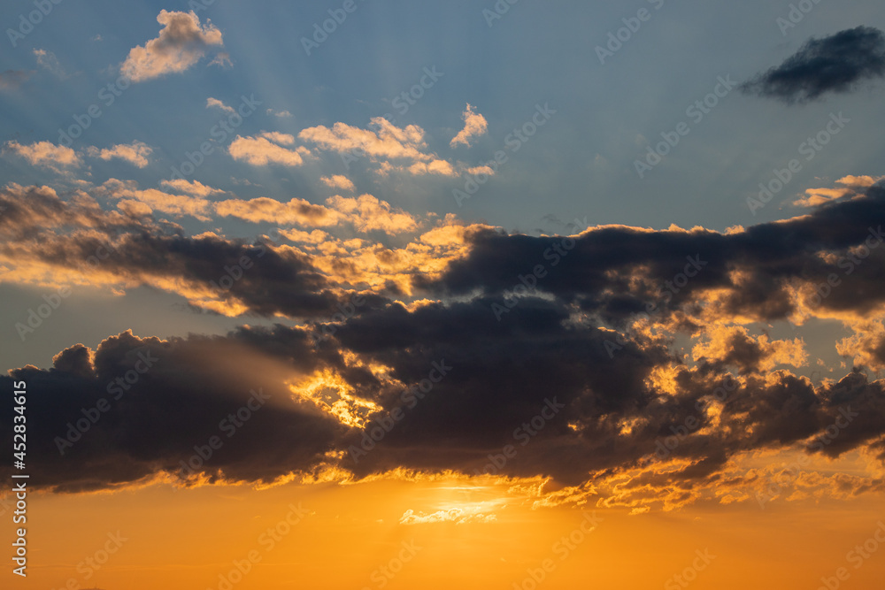 romantischer Sonnenuntergang Textur Himmel