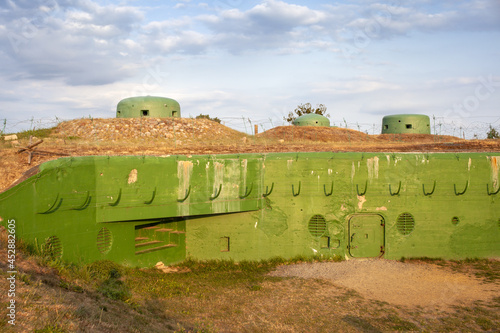 Jeden z poniemieckich bunkrów w okolicach Międzyrzecza w województwie lubuskim