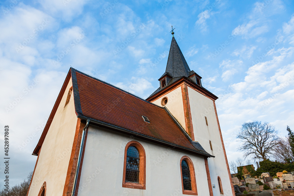 ドイツ　ヘッセン州のエアバッハの教会