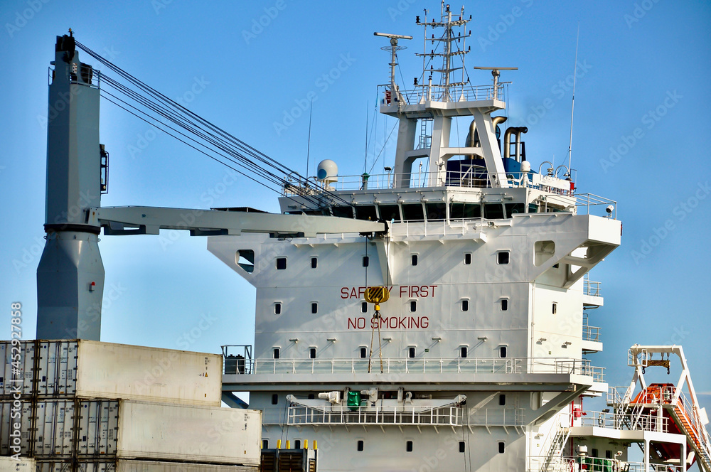 Fototapeta premium Bridge castle front of a container ship
