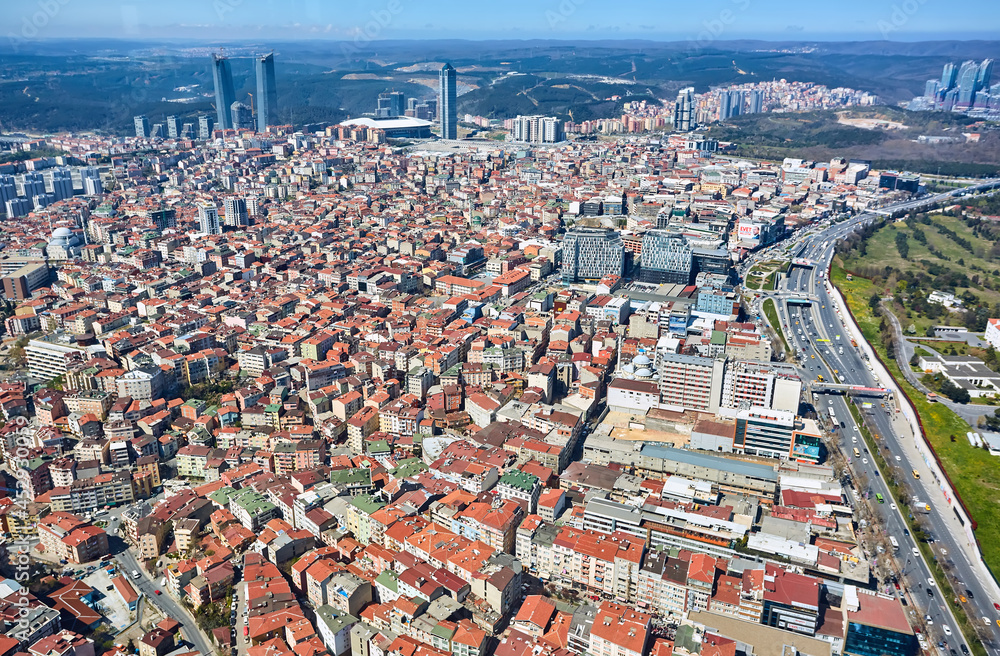 Fototapeta premium Istanbul, Turkey - 3 April, 2017: Arial view Levent Business District.
