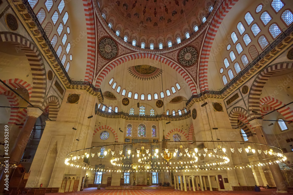 Interior of Suleymaniye Mosque in Istanbul, Turkey.