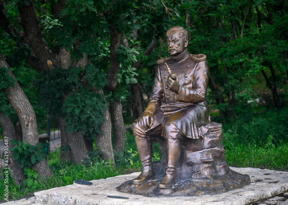 Obraz premium Monument to Captain Maxim Maksimych, a character in Lermontov's novel 'The Hero of Our Time', written in 1838-1840. The city of Pyatigorsk, Russia
